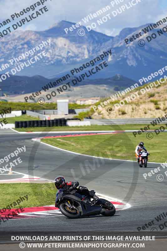 Circuito de Navarra;Spain;event digital images;motorbikes;no limits;peter wileman photography;trackday;trackday digital images